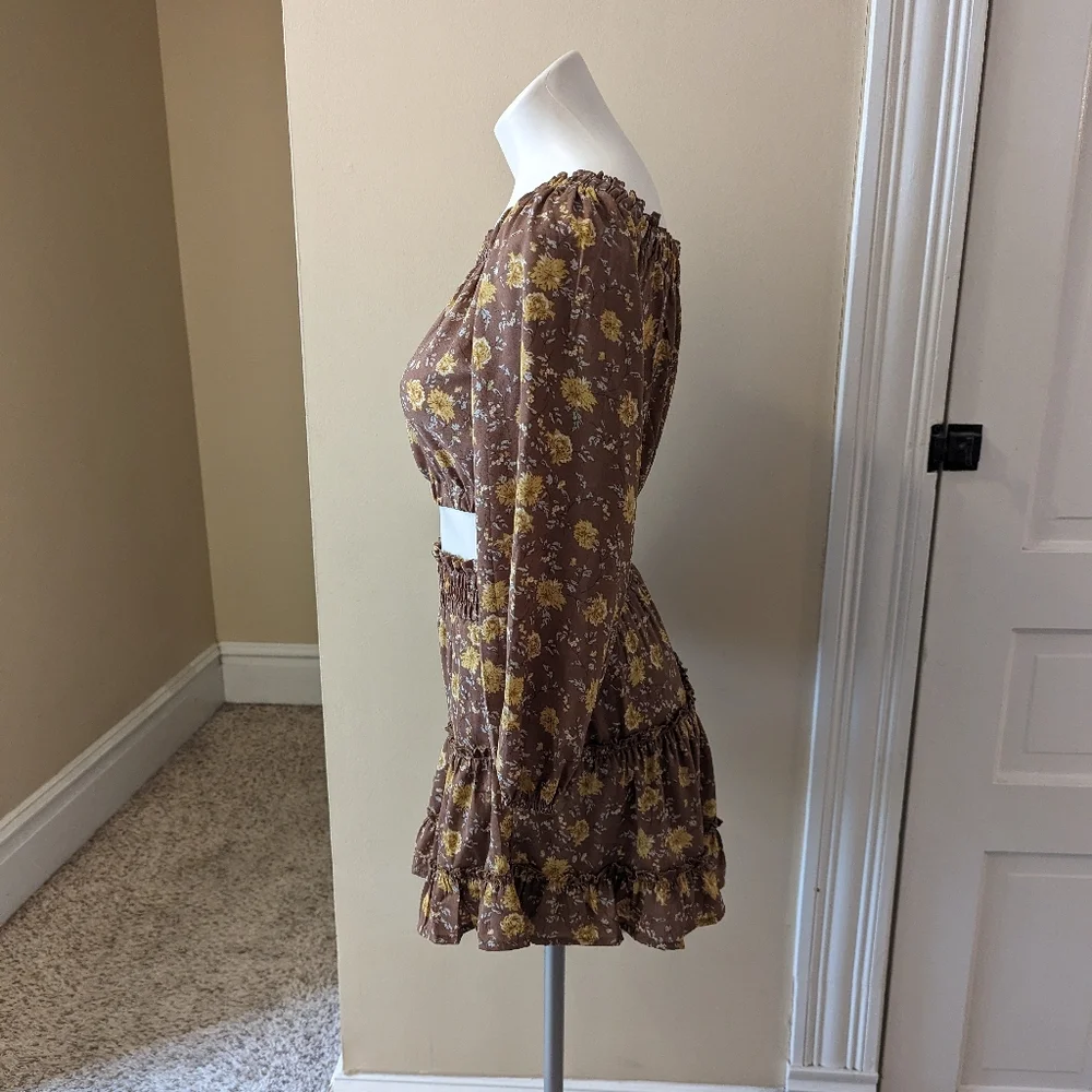 Altra'd State brown with yellow floral print skirt and crop top set size XS - Picture 2 of 8